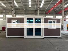 40 футов расширяемый контейнерный дом с жилой площадью 72 м2, складной размер 11800 × 6220 × 2480 мм и стальной крышей